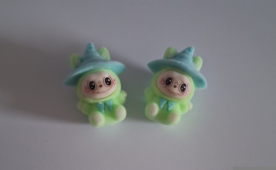 Light green labubu with pointing hat felt feel beads