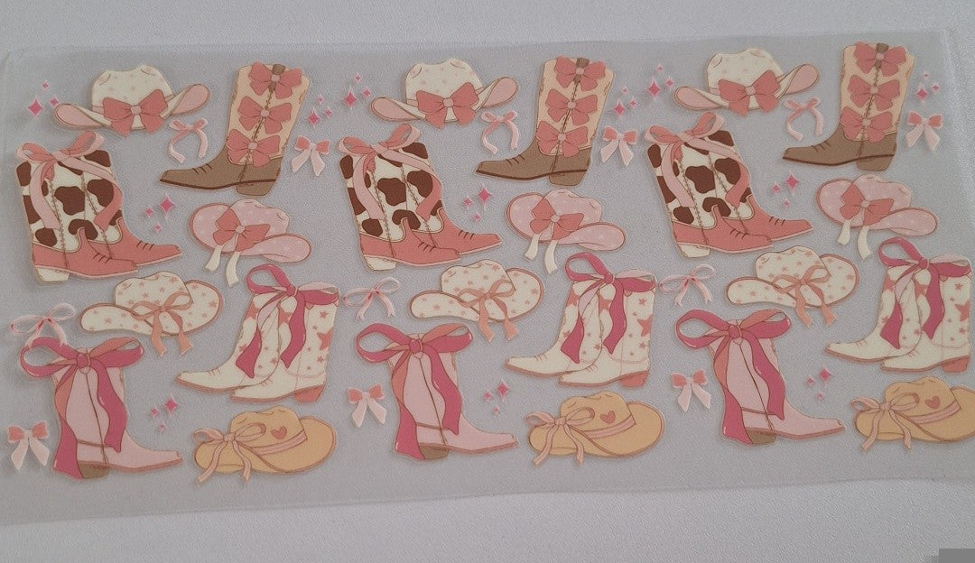 Western boots & hats pink 16oz Libbey Cup Wrap