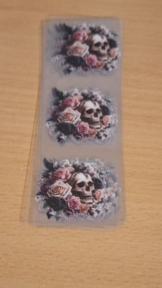 Skulls Large Pen/ Bookmark Wrap