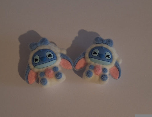 White/pink stitch felt feel beads